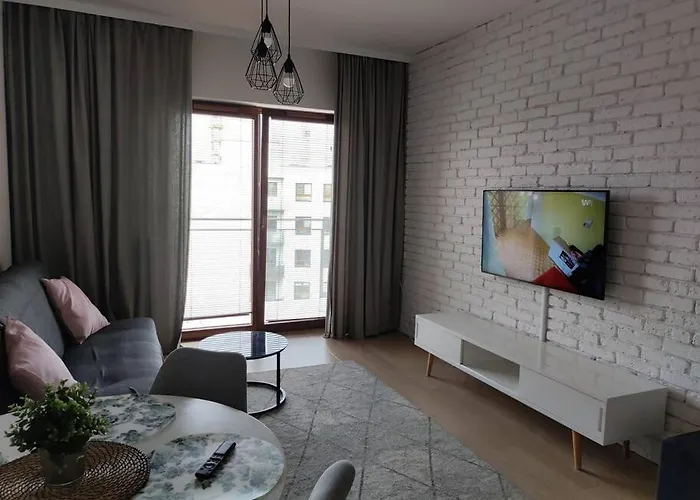 Lovely Vis-a-vis Medicover And Paley Institute Varşova