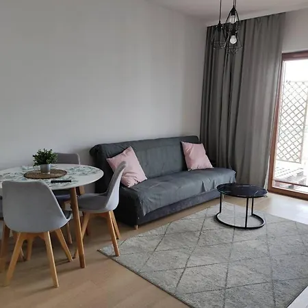 Lovely Vis-a-vis Medicover And Paley Institute * Warszawa