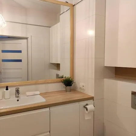 Apartament Lovely Vis-a-vis Medicover And Paley Institute