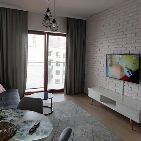 Lovely Vis-a-vis Medicover And Paley Institute Varsó