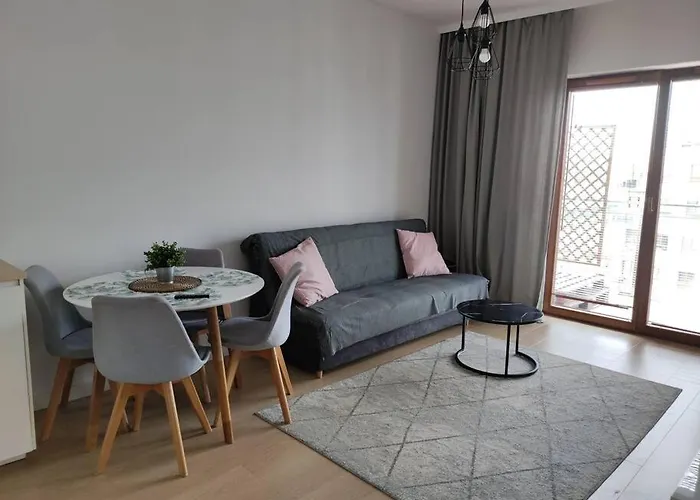 Lovely Vis-a-vis Medicover And Paley Institute * Warsaw