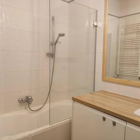 Lovely Vis-a-vis Medicover And Paley Institute Apartment *